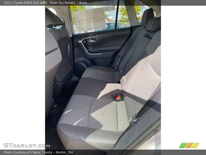 Silver Sky Metallic / Black 2021 Toyota RAV4 XLE AWD