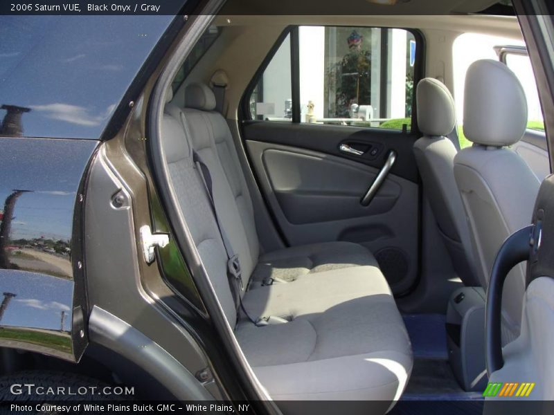 Black Onyx / Gray 2006 Saturn VUE