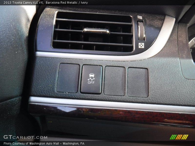 Barcelona Red Metallic / Ivory 2013 Toyota Camry XLE V6
