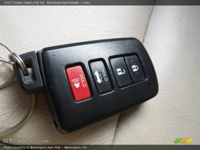 Barcelona Red Metallic / Ivory 2013 Toyota Camry XLE V6