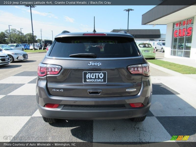 Granite Crystal Metallic / Black/Ski Gray 2019 Jeep Compass Latitude 4x4