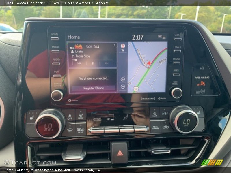 Opulent Amber / Graphite 2021 Toyota Highlander XLE AWD