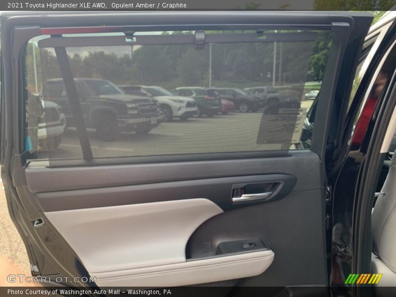 Opulent Amber / Graphite 2021 Toyota Highlander XLE AWD
