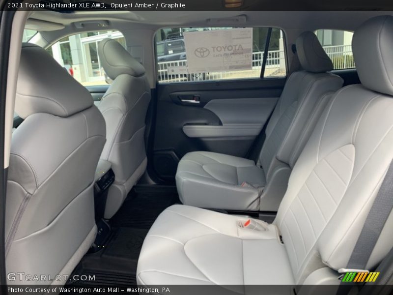 Opulent Amber / Graphite 2021 Toyota Highlander XLE AWD
