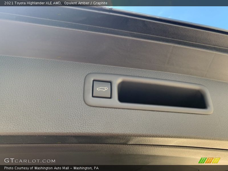Opulent Amber / Graphite 2021 Toyota Highlander XLE AWD