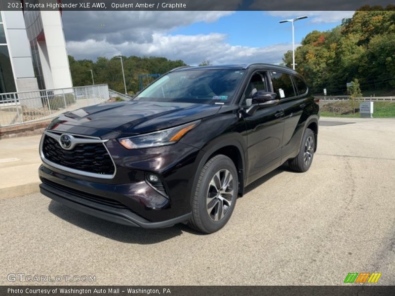 Opulent Amber / Graphite 2021 Toyota Highlander XLE AWD