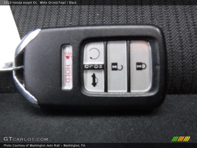 White Orchid Pearl / Black 2019 Honda Insight EX