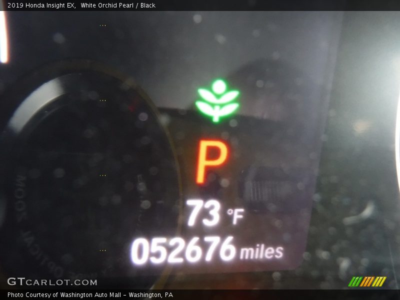 White Orchid Pearl / Black 2019 Honda Insight EX