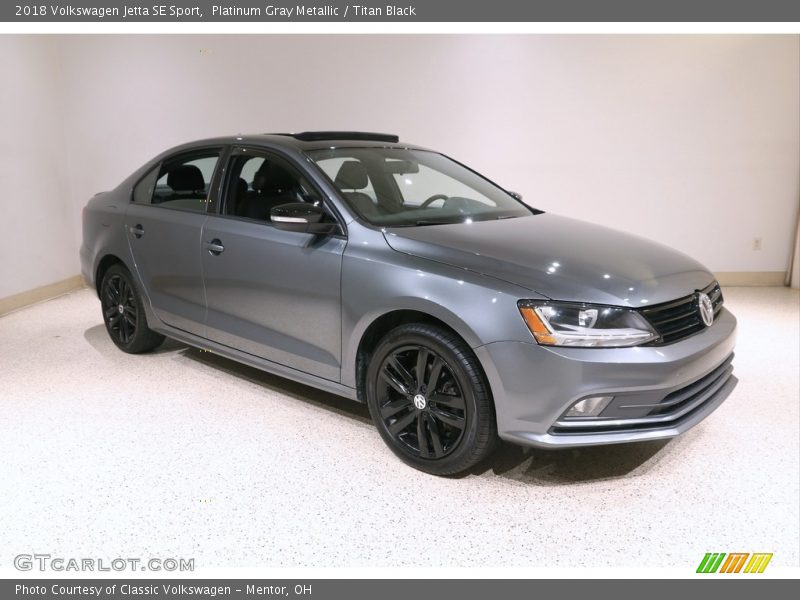 Front 3/4 View of 2018 Jetta SE Sport