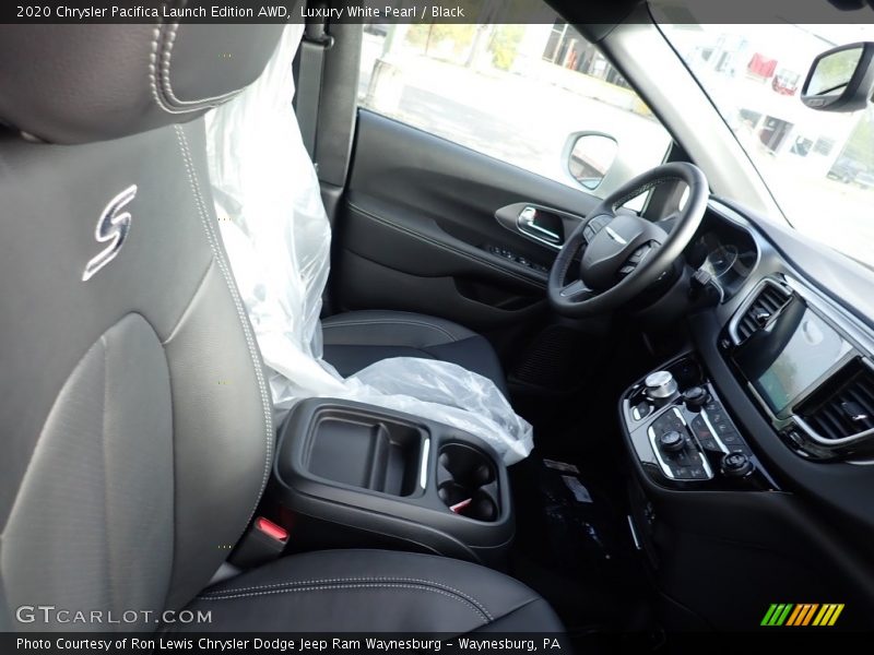 Luxury White Pearl / Black 2020 Chrysler Pacifica Launch Edition AWD