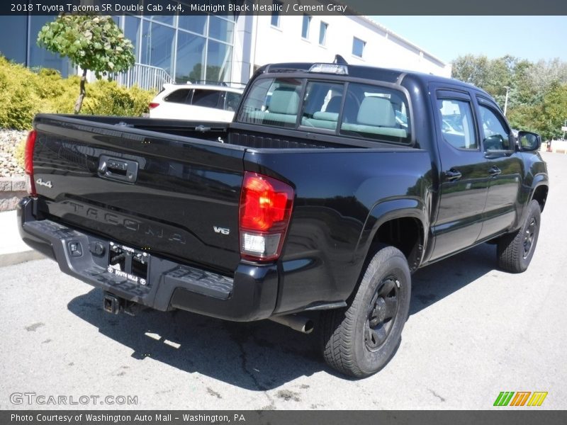 Midnight Black Metallic / Cement Gray 2018 Toyota Tacoma SR Double Cab 4x4