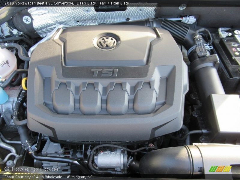 Deep Black Pearl / Titan Black 2019 Volkswagen Beetle SE Convertible