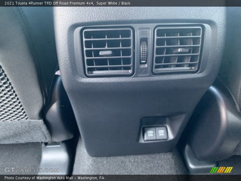 Super White / Black 2021 Toyota 4Runner TRD Off Road Premium 4x4