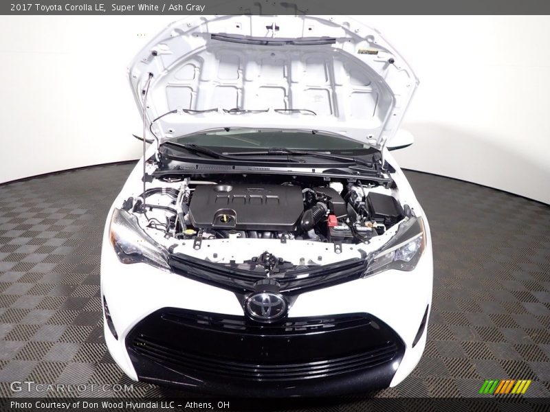 Super White / Ash Gray 2017 Toyota Corolla LE