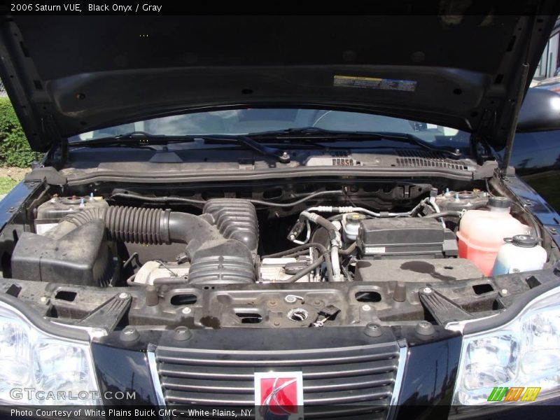 Black Onyx / Gray 2006 Saturn VUE