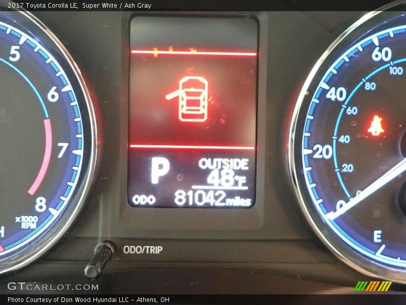Super White / Ash Gray 2017 Toyota Corolla LE