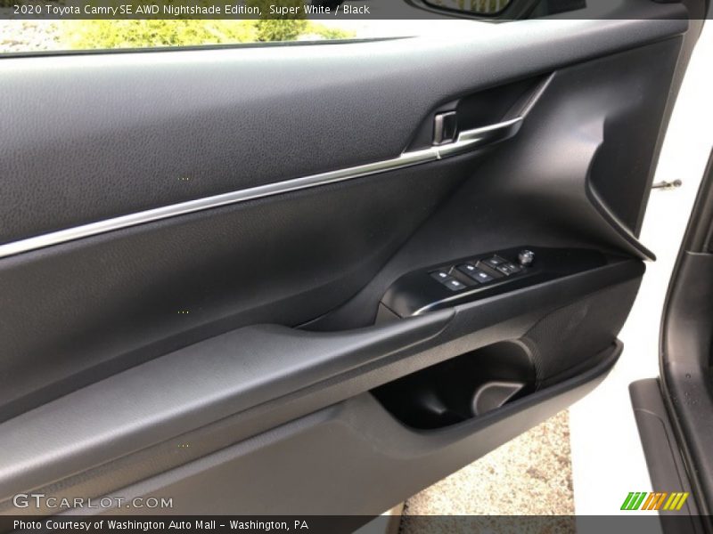 Super White / Black 2020 Toyota Camry SE AWD Nightshade Edition