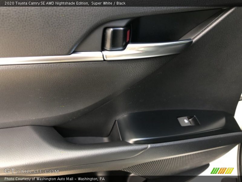 Super White / Black 2020 Toyota Camry SE AWD Nightshade Edition