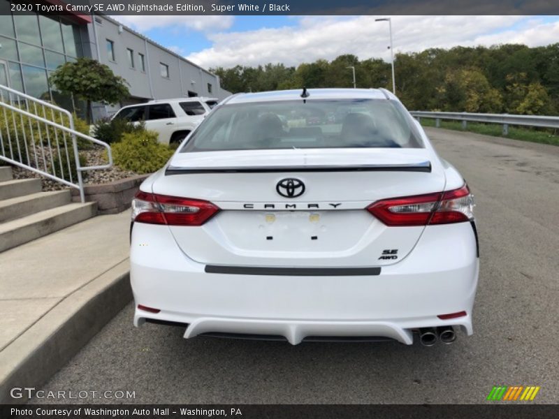 Super White / Black 2020 Toyota Camry SE AWD Nightshade Edition