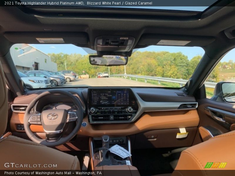 Blizzard White Pearl / Glazed Caramel 2021 Toyota Highlander Hybrid Platinum AWD