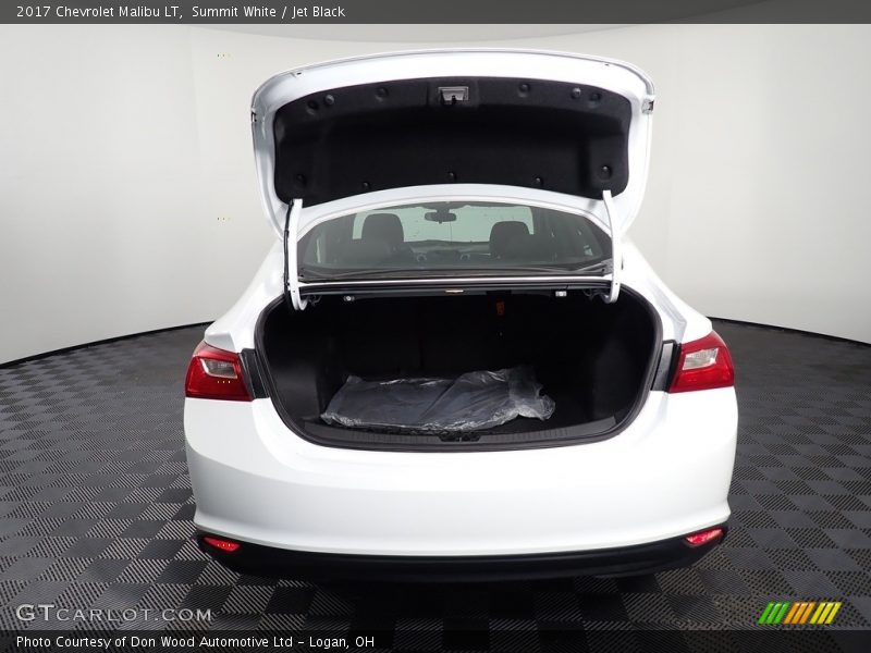 Summit White / Jet Black 2017 Chevrolet Malibu LT