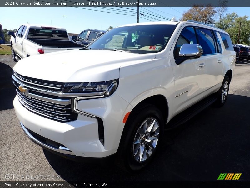 Iridescent Pearl Tricoat / Jet Black/­Maple Sugar 2021 Chevrolet Suburban Premier