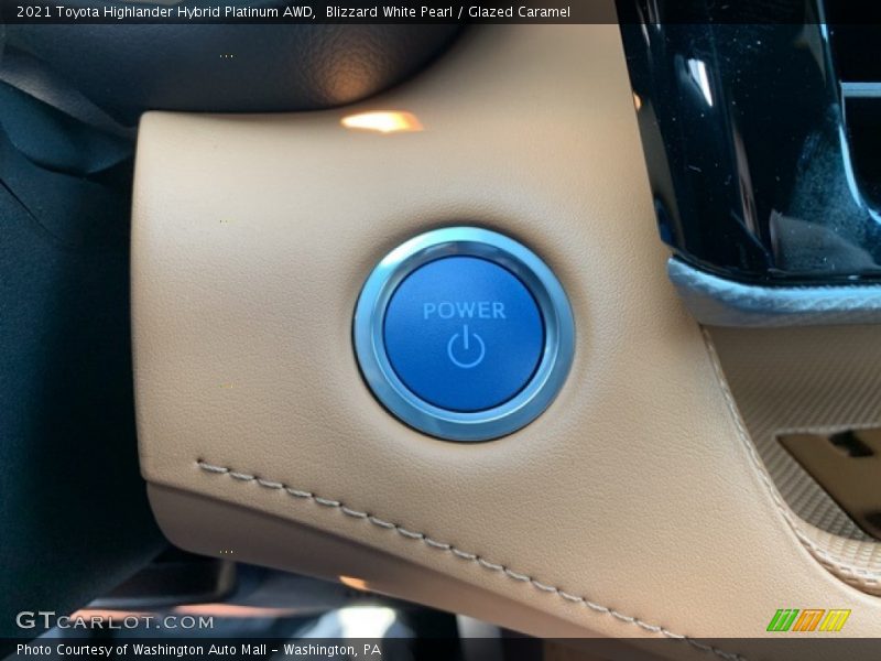Blizzard White Pearl / Glazed Caramel 2021 Toyota Highlander Hybrid Platinum AWD