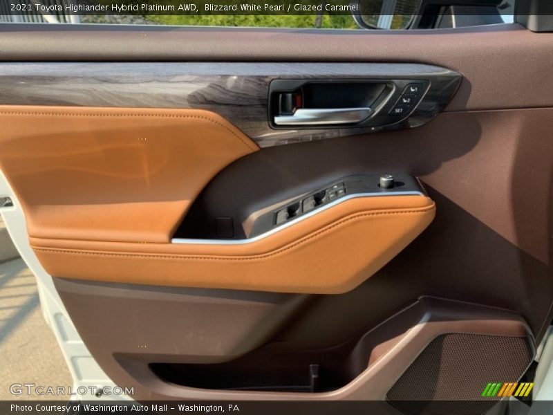 Door Panel of 2021 Highlander Hybrid Platinum AWD