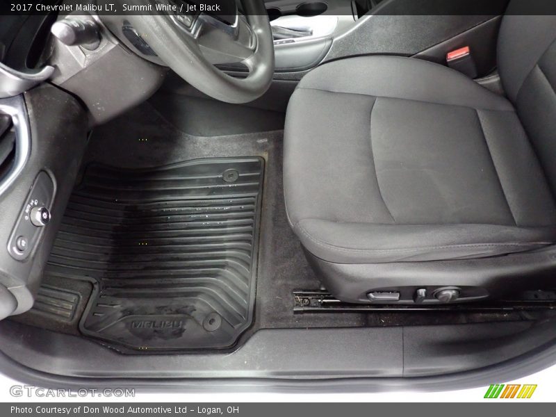 Summit White / Jet Black 2017 Chevrolet Malibu LT