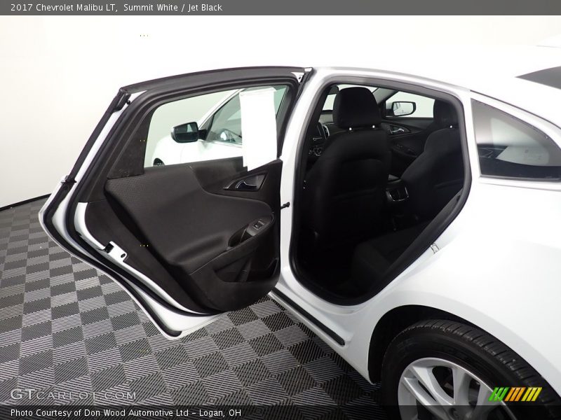 Summit White / Jet Black 2017 Chevrolet Malibu LT