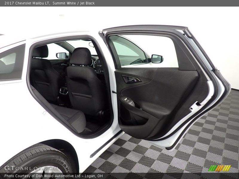 Summit White / Jet Black 2017 Chevrolet Malibu LT