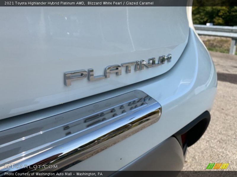 Blizzard White Pearl / Glazed Caramel 2021 Toyota Highlander Hybrid Platinum AWD