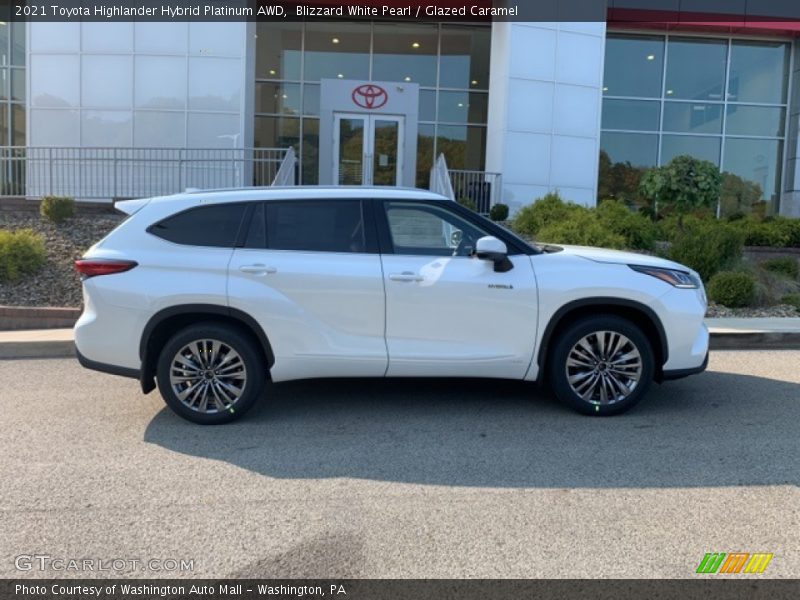 Blizzard White Pearl / Glazed Caramel 2021 Toyota Highlander Hybrid Platinum AWD