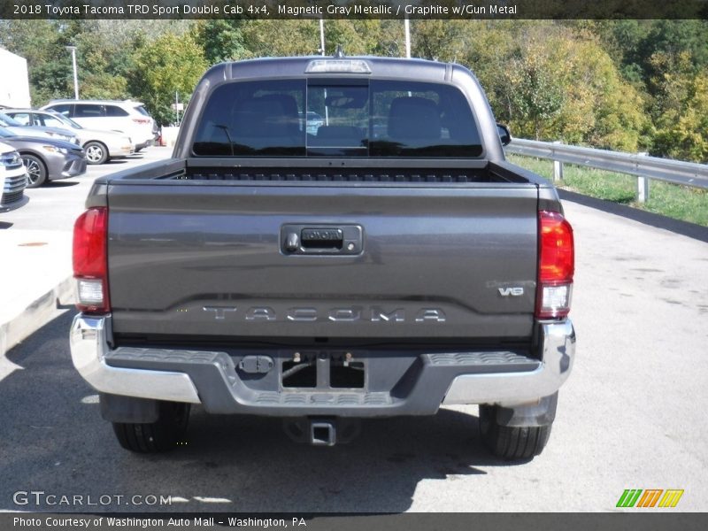 Magnetic Gray Metallic / Graphite w/Gun Metal 2018 Toyota Tacoma TRD Sport Double Cab 4x4