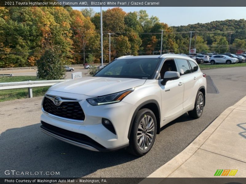 Blizzard White Pearl / Glazed Caramel 2021 Toyota Highlander Hybrid Platinum AWD