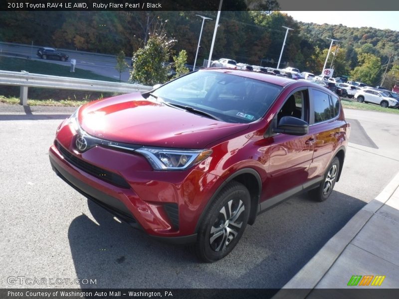 Ruby Flare Pearl / Black 2018 Toyota RAV4 LE AWD