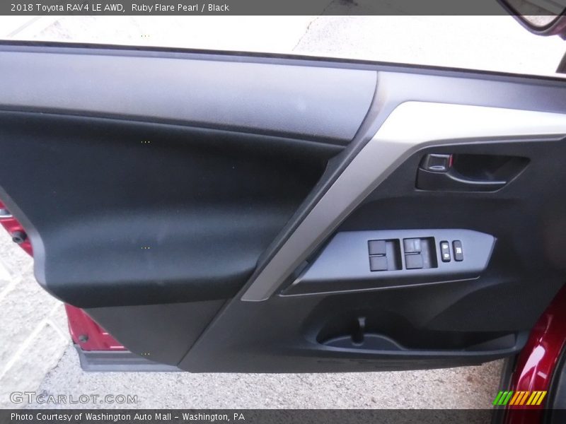 Ruby Flare Pearl / Black 2018 Toyota RAV4 LE AWD