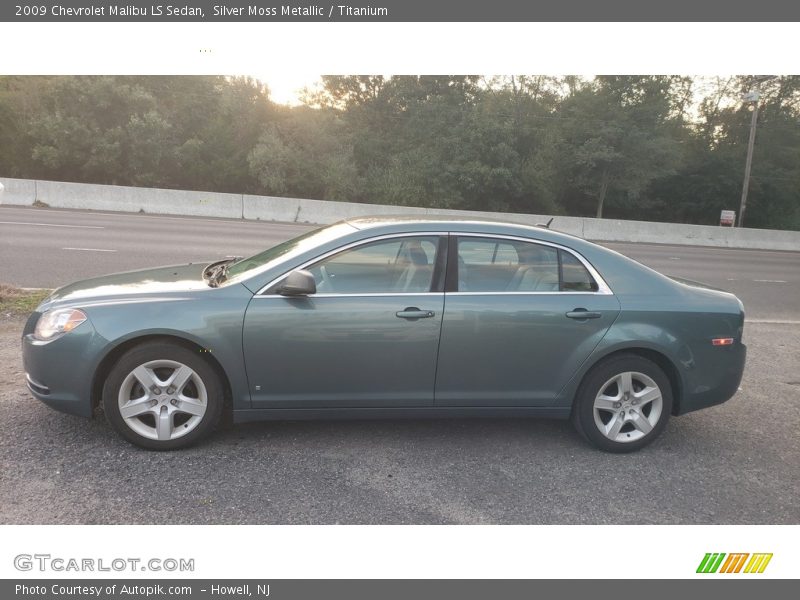 Silver Moss Metallic / Titanium 2009 Chevrolet Malibu LS Sedan