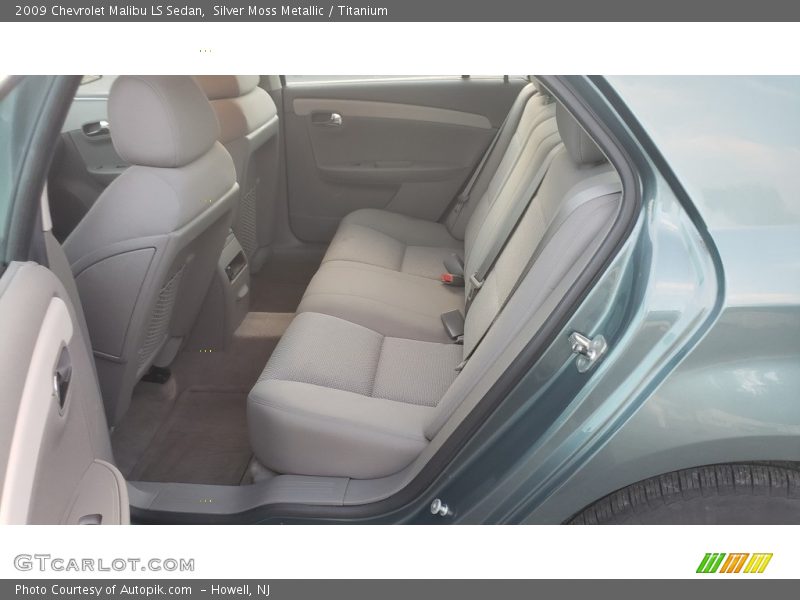 Silver Moss Metallic / Titanium 2009 Chevrolet Malibu LS Sedan