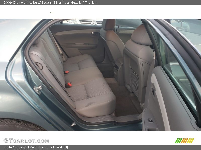 Silver Moss Metallic / Titanium 2009 Chevrolet Malibu LS Sedan