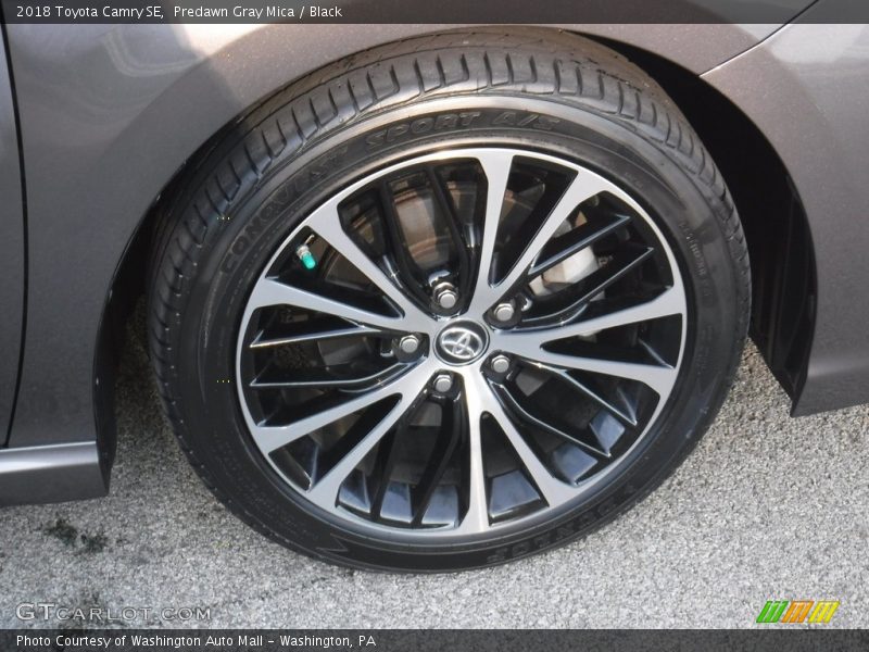 Predawn Gray Mica / Black 2018 Toyota Camry SE