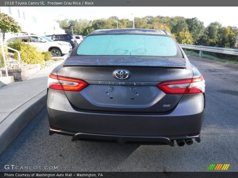 Predawn Gray Mica / Black 2018 Toyota Camry SE
