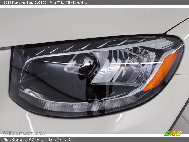 Polar White / Silk Beige/Black 2018 Mercedes-Benz GLC 300