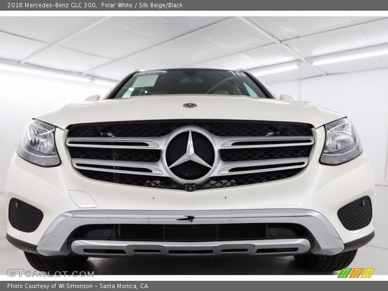 Polar White / Silk Beige/Black 2018 Mercedes-Benz GLC 300
