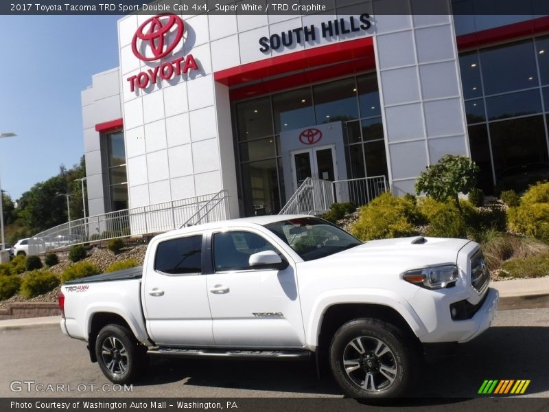 Super White / TRD Graphite 2017 Toyota Tacoma TRD Sport Double Cab 4x4