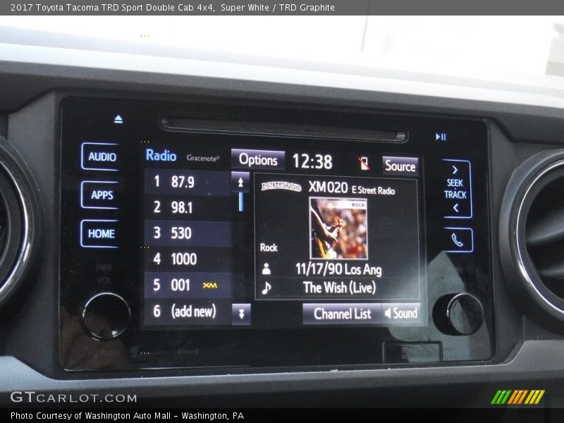 Super White / TRD Graphite 2017 Toyota Tacoma TRD Sport Double Cab 4x4