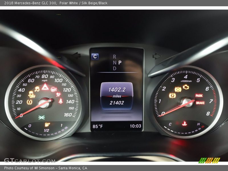 Polar White / Silk Beige/Black 2018 Mercedes-Benz GLC 300