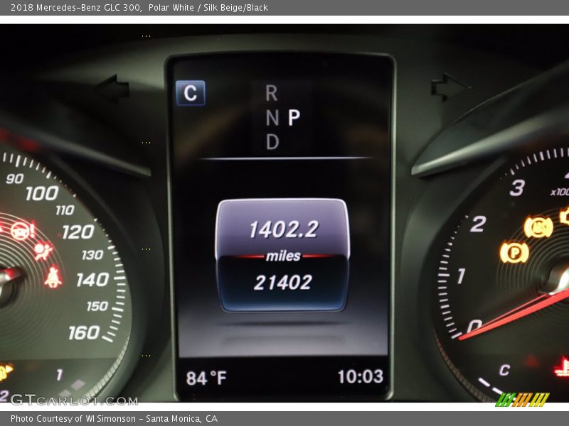 Polar White / Silk Beige/Black 2018 Mercedes-Benz GLC 300