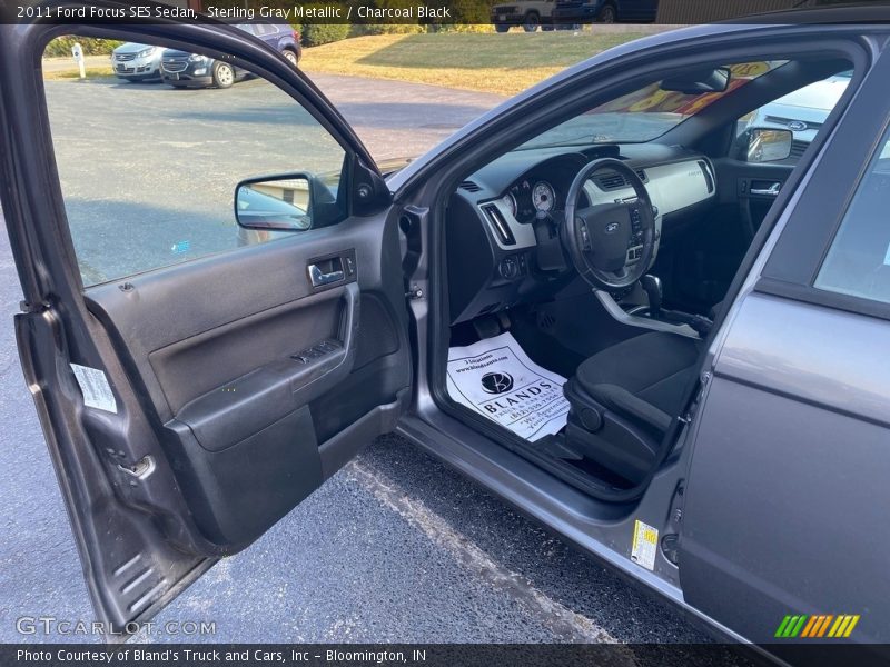 Sterling Gray Metallic / Charcoal Black 2011 Ford Focus SES Sedan