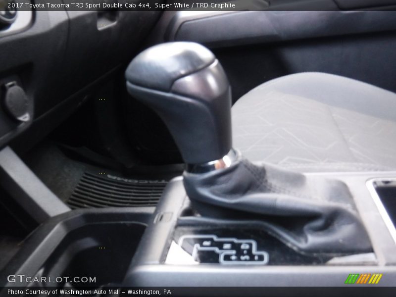 Super White / TRD Graphite 2017 Toyota Tacoma TRD Sport Double Cab 4x4